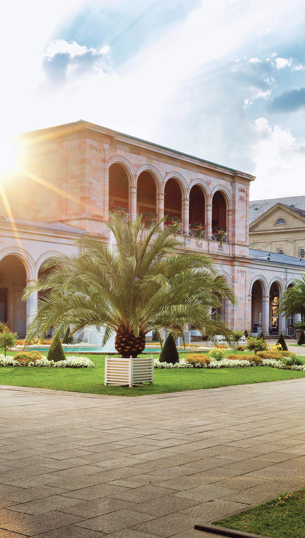 Regentenbau Bad Kissingen mit Palme